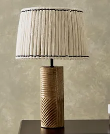 هوم بوكس - مصباح طاولة كينجستون بقاعدة خشبية أسطوانية وظلال دائرية - بيج