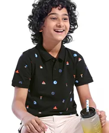 باين كيدز - تيشيرت محبوك بأكمام قصيرة للأطفال بطباعة مع شعار - جيت بلاك
