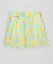 LC Waikiki Elastic Waist Patterned Viscose Shorts - Multicolor