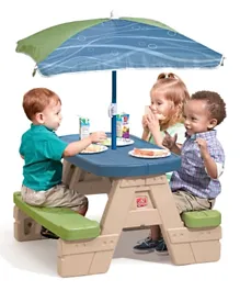 Step2 Naturally Playful Picnic Table With Umbrella - Multicolour