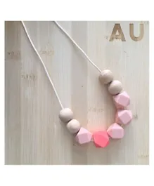 One.Chew.Three Stella Teething Necklace - Coral