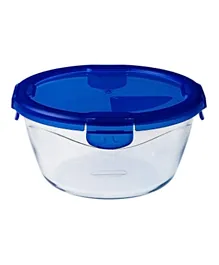 Pyrex Cook & Go Round Glass Food Storage Container With Airtight and Leakproof 4 Clip Locking Lid - 0.7L