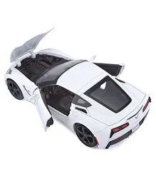 Maisto Die Cast 1:24 Scale Special Edition 2014 Corvette Stingray - White