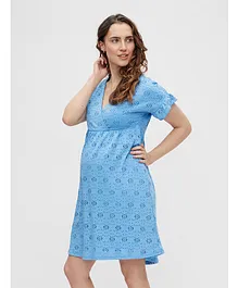 Mamalicious Self Patterned Feeding Dress - Azure Blue