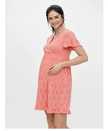 peach color maternity dress