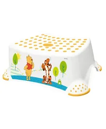 Keeeper Step Stool With Anti-Slip Function Funny Winnie the Pooh Print - White