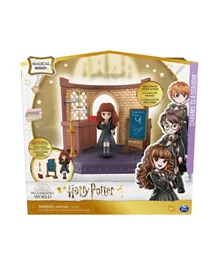 Wizarding World Harry Potter Magical Minis Charms Classroom with Exclusive Hermione Granger Figure and Accessories
