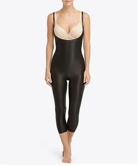 Spanx Suit Your Fancy Booty Booster Mid-Thigh
