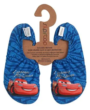 سليب ستوب حذاء بركة السباحة بطبعة ديزني سيارة لايتنينغ ماك كوين - أزرق وأحمر