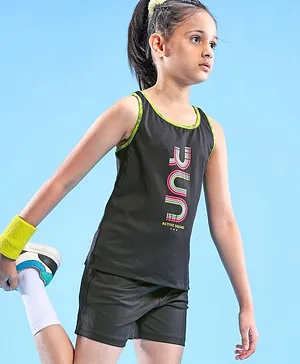 Pine Active Sleeveless Sports T-Shirt And Shorts Text Print - Black & Green