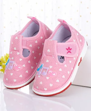 Cute Walk by Babyhug  Casual Shoe with Velcro Closure Heart Print and Musical Notes Patch- PInk