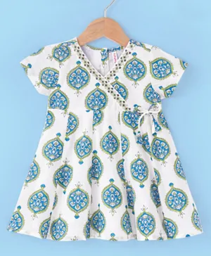 بيبي هاغ فستان عرقي مطبوع بالزهور بأكمام نصفية من القطن 100% - أبيض