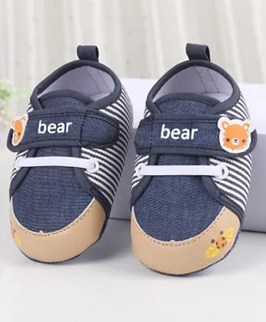 Cute Walk by Babyhug Booties with Velcro Closure Bear Applique  - Blue