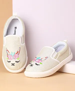 Cute Walk by Babyhug Unicorn Embroidered Slip On Casual Shoes - White