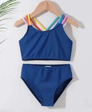 سابس - بدلة سباحة بقطعتين ذات أكمام ملونة ورفيعة وظهر متقاطع - أزرق