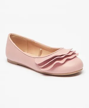 Little Missy Ruffled Slip-On Round Toe Ballerinas - Pink