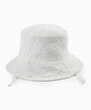Zippy Floral Embroidered Cotton Hat - White