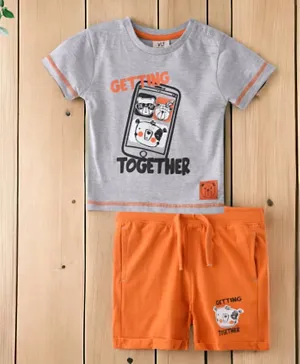 Victor and Jane Bear Getting Together T-Shirt & Shorts Set - Grey & Orange