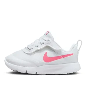Nike Tanjun EasyOn Shoes - White & Pink
