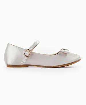 Zippy Satin Bow Detailed Ballerina Shoes - White