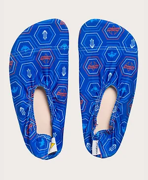 Coega Sunwear Aquaman Hexagon Printed Pool Shoes - Blue