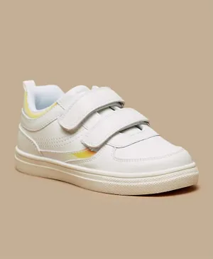 Little Missy Solid Panel Detail Sneakers - White