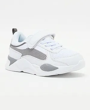 Hush Puppies Ren Velcro Straps Shoes - White