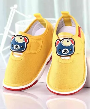 Cute Walk by Babyhug Casual Shoes - Yellow