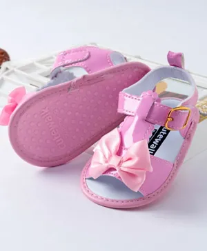 Cute Walk by Babyhug Booties Bow Applique - Pink