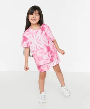 Trendyol Batik T-Shirt with Shorts Set - Pink