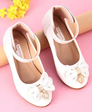 Cute Walk by Babyhug Party Wear Belly Shoes Bow Appliques - White