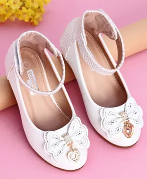 Cute Walk by Babyhug Party Wear Belly Shoes Bow Appliques - White