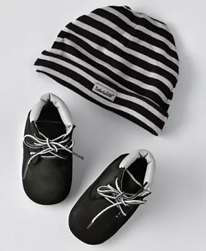 Timberland Crib Bootie With Hat - Black