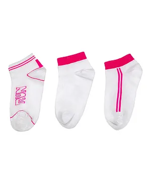 Genius 3 Pack Trainer Ankle Length Socks - White