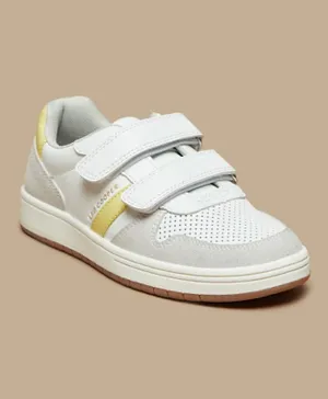 Lee Cooper Perforated Sneakers - White