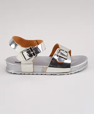 Hush Puppies Paprika Buckle Closure Sandals - White