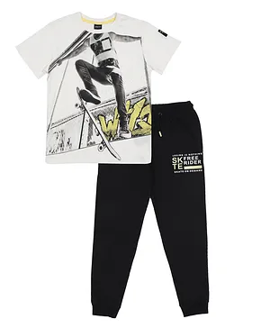 Urbasy Skater T-Shirt with Joggers - Off White