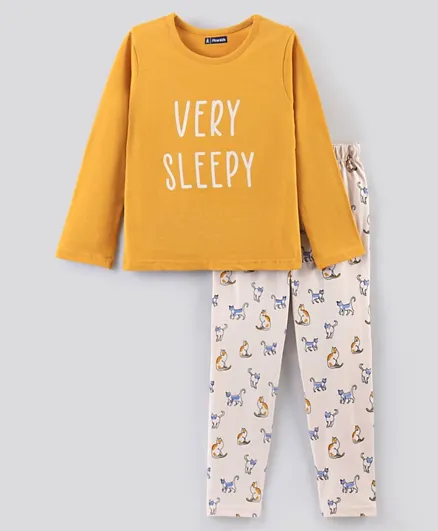 باين كيدز بدلة نوم بأكمام طويلة للأطفال - أصفر