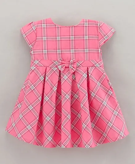 فستان بيبي هاغ القصير بأكمام قصيرة وتصميم مربعات - وردي