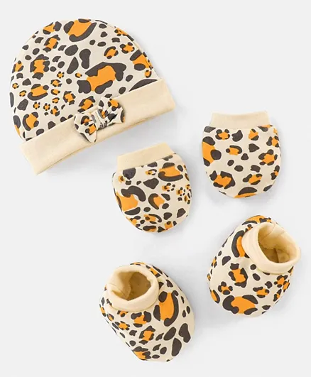 Bonfino 100% Cotton Leopard Print Cap Mittens & Booties Beige - Diameter 12.5 cm