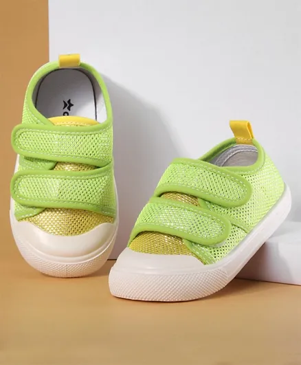 Cute Walk by Babyhug Casual Shoes with Velcro Closure - Green