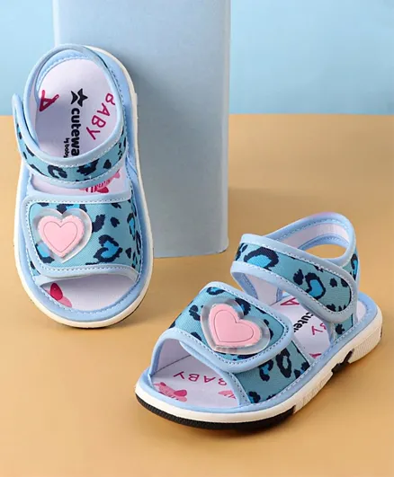Cute Walk by Babyhug Sandals With Velcro Closure & Heart Applique - Blue