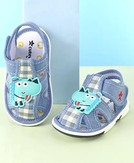 Cute Walk by Babyhug Musical Sandals with Velcro Closure Doggy Applique - Blue