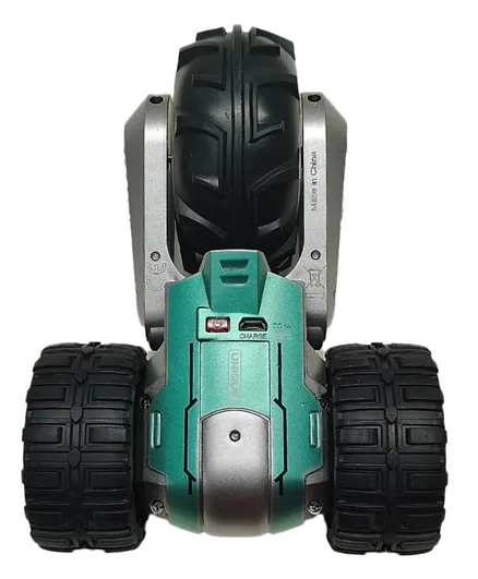 Mad Toys Tumbler Series Remote Control Stunt Car - Insane Silver and Green