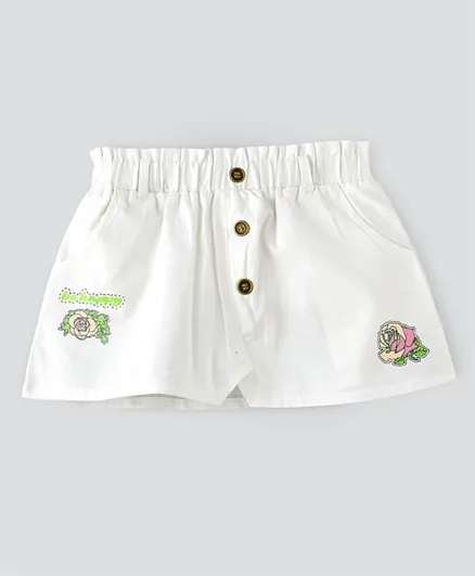 Jelliene Woven Three Button Skirt With Pockets - White
