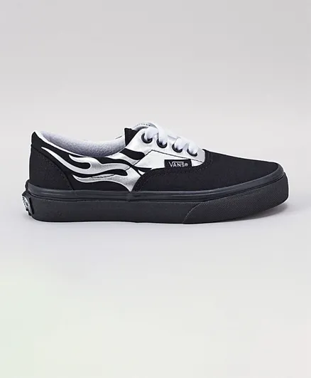 فانز - حذاء يو واي ايرا  - أسود