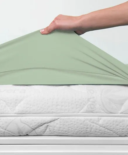 B-Sensible Crib Fitted Sheet & Mattress Protector - Green