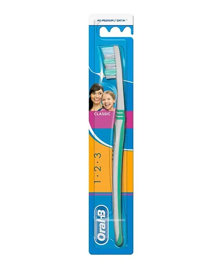 Oral-B 123 Classic Toothbrush - Medium Assorted Colour