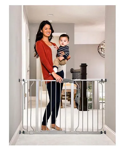 Regalo Easy Step Extra Wide Platinum Safety Gate - White
