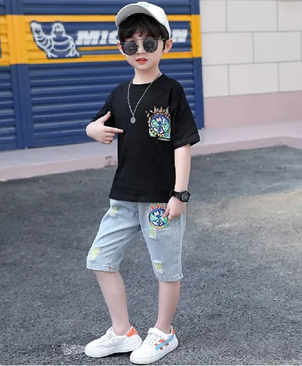 Babyqlo Graphic T-Shirt And Ripped Shorts - Black